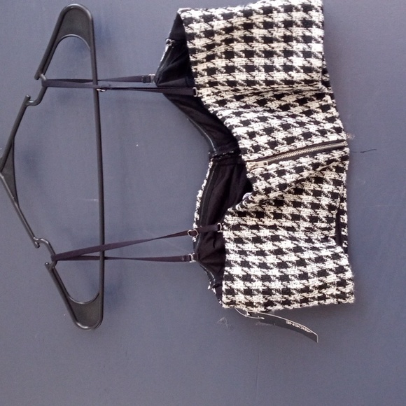 NWT Ardene Halter top black white patterned size large - Picture 4 of 6